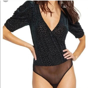 Leith Women’s Black & Green Leopard Print V-Neck Bodysuit Size XL